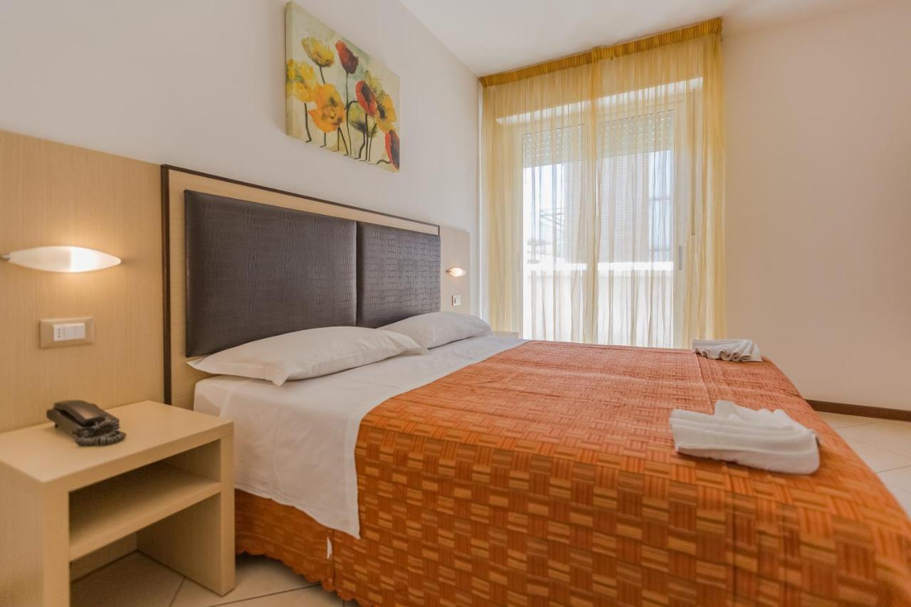 Hotel Bremen Rimini Zewnętrze zdjęcie