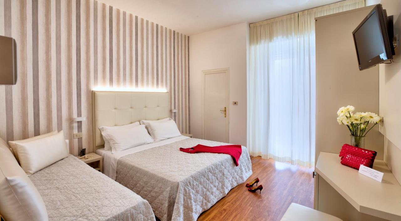 Hotel Bremen Rimini Zewnętrze zdjęcie
